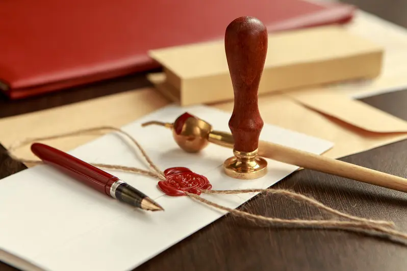 Role and Benefits of a Notary Public Dubai