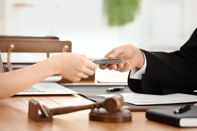 Legal notice for outstanding payment
